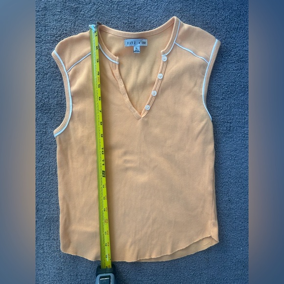 Fitz + Eddi Ribbed Henley Crop Tank | Mock Orange Raw Edge Top | Size XL - Picture 6 of 10